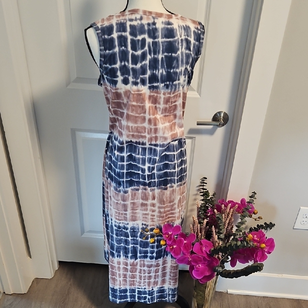 SHEIN Blue and Pink Tie-Dye Maxi Dress - Picture 5 of 9